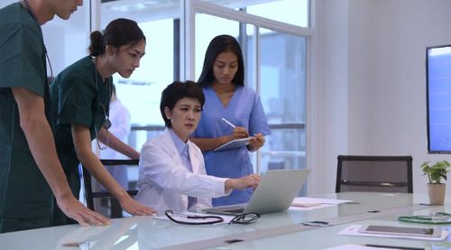 Experiência e Desenho de Produtos e Serviços em Saúde